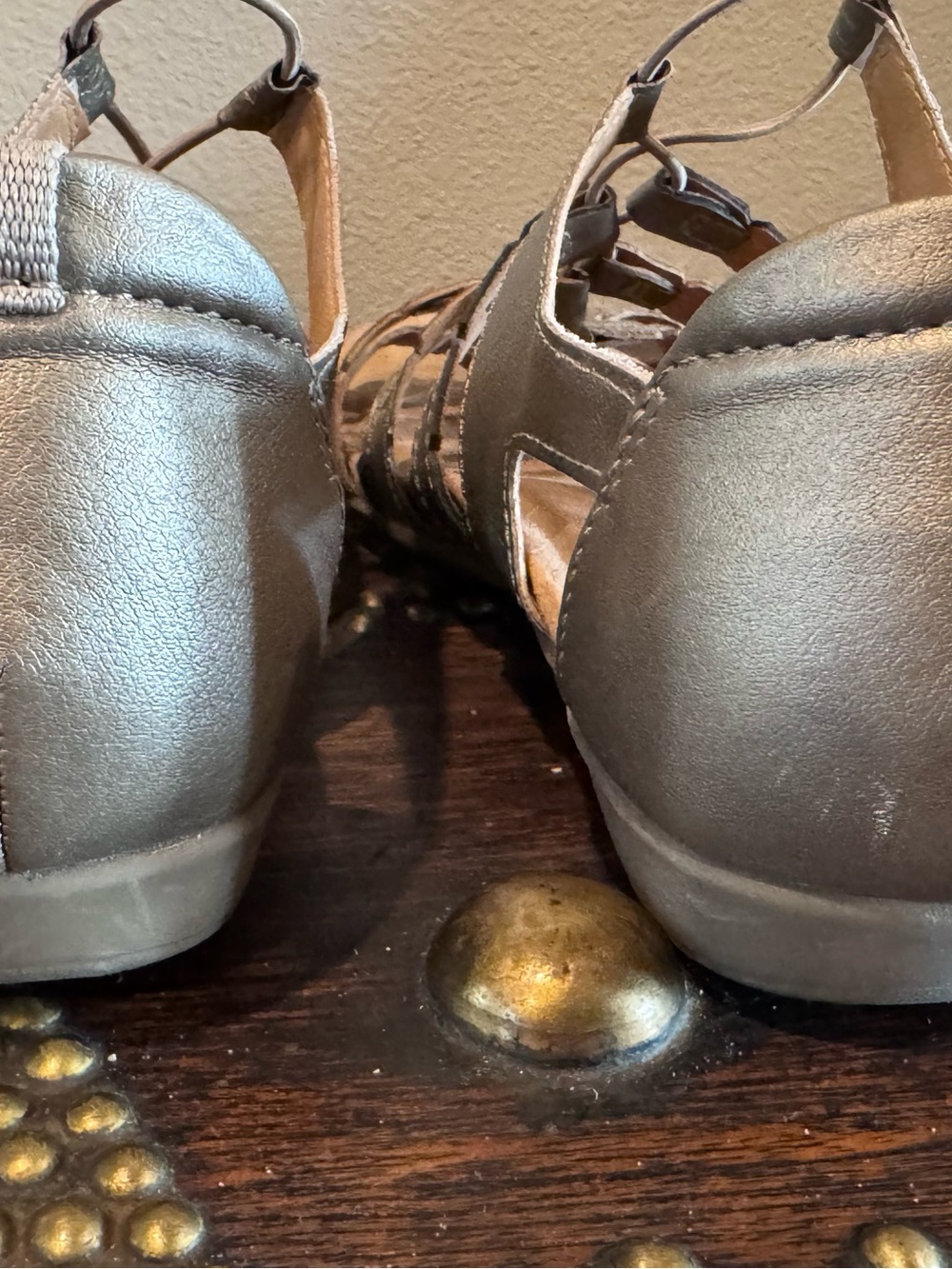 Earth Origins Metallic Silver Lace-Up Gladiator Sandals WOMANS SZ 10 - Picture 6 of 9